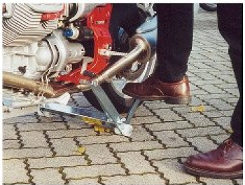Cavalletto alzamoto Central-Lifter Becker-Technik – Moto Guzzi V11, Centauro