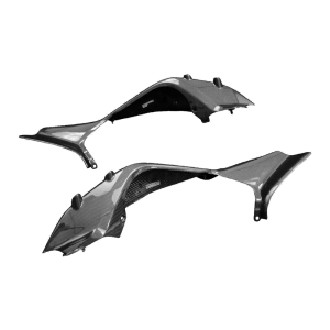 Preview: F&F Carbon Heck-Seitenverkleidung, 100 % Carbon – Ducati Panigale V4/V4S ab 2025