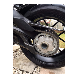 Preview: F&F Carbon Kettenschutz, Carbon/Glasfaser – MV Agusta F3, Brutale 675 u. a.
