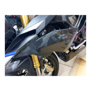 F&F Carbon Seitenverkleidung, 100 % Carbon – Aprilia Tuono V4 2015–2020