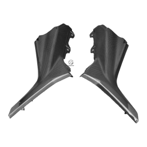 Preview: F&F Carbon Seitenverkleidung unter Sitz, Carbon/Glasfaser – MV Agusta Brutale 675/800 2013–2015