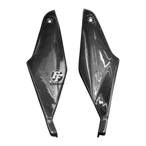F&F Carbon Tankverkleidung-Seitenteile, Carbon/Glasfaser – Aprilia RSV 1000R 2004–2009