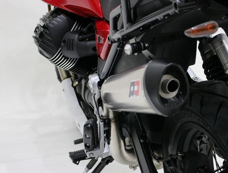 QD-EXHAUST - Moto Guzzi V85 TT