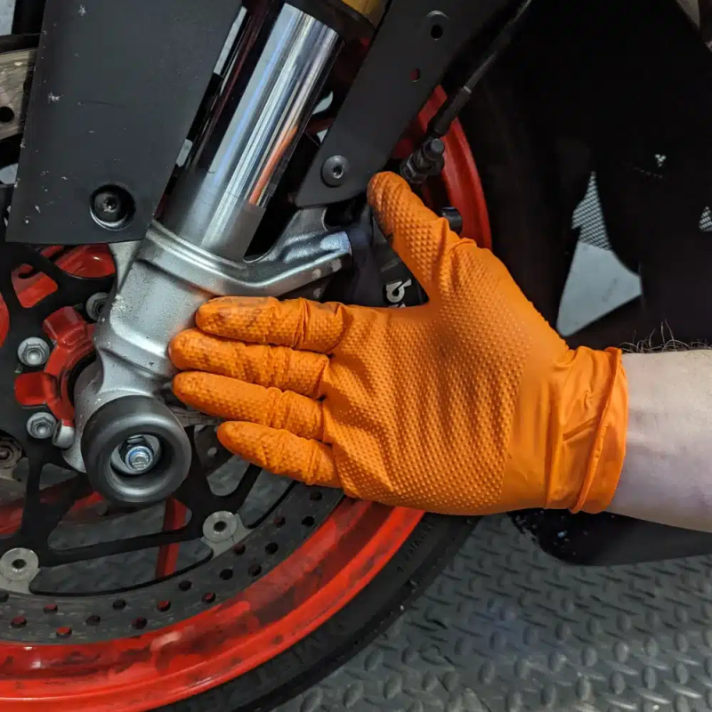 Nitril Werkstatthandschuhe puderfrei (50 Stück) – BUMA Racing
