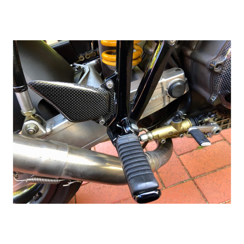 F&F Carbon Fersenschützer, 100 % Carbon – Ducati ST2