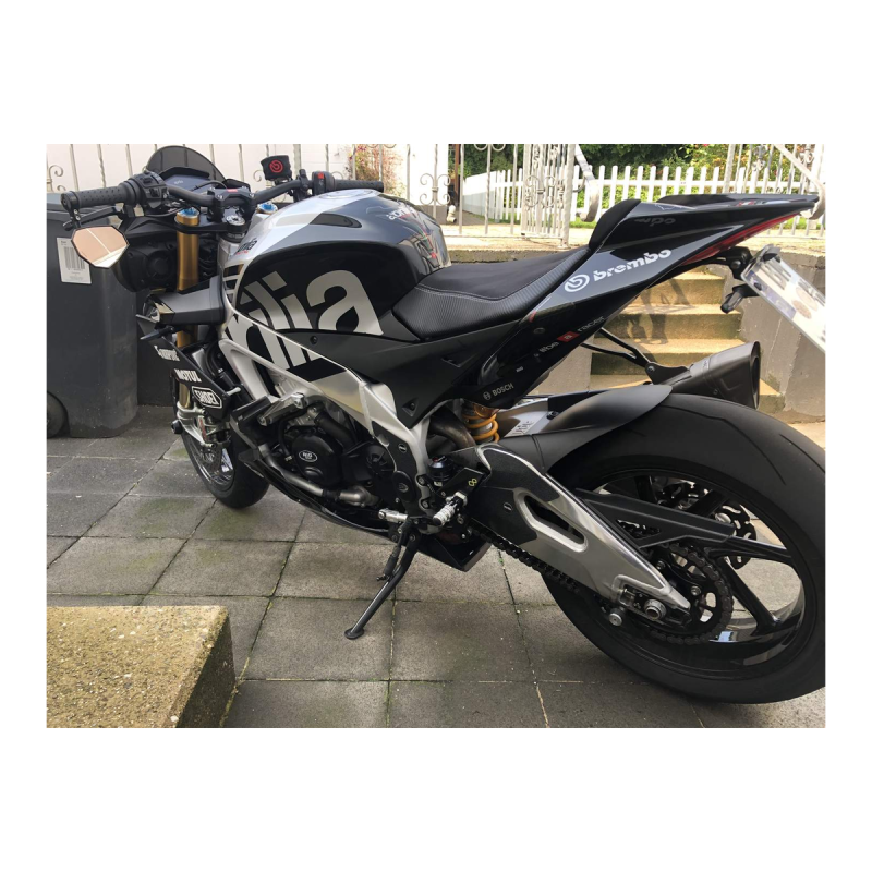 F&F Carbon Kettenschutz oben, 100 % Carbon – Aprilia RSV 4 2009–2020, Tuono V4R 2015–2020
