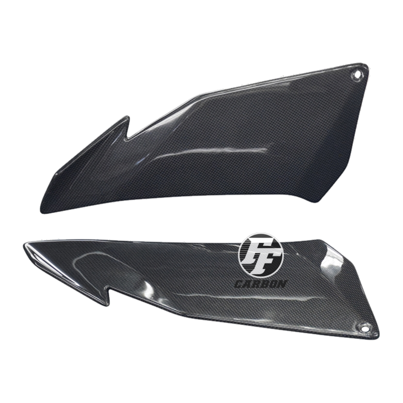 F&F Carbon Seitenverkleidung, 100 % Carbon – Aprilia Tuono V4 2015–2020