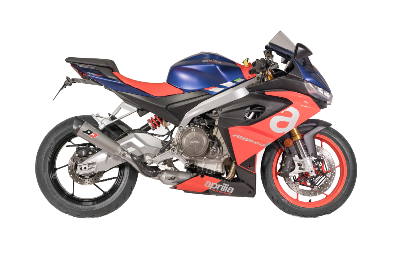 QD-EXHAUST Aprilia RS/Tuono 660 (Euro 5) – Full System Tri-Cone Titanium – fitted to the motorcycle