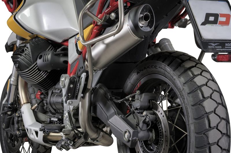 QD-EXHAUST Moto Guzzi V85 TT – Decat-Rohr Racing – Foto von QD